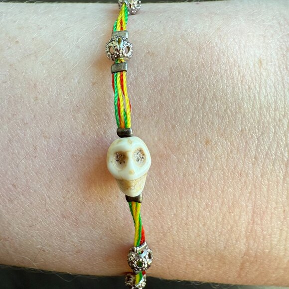 SET OF 2 Knit Bracelets - Picture 1 of 6